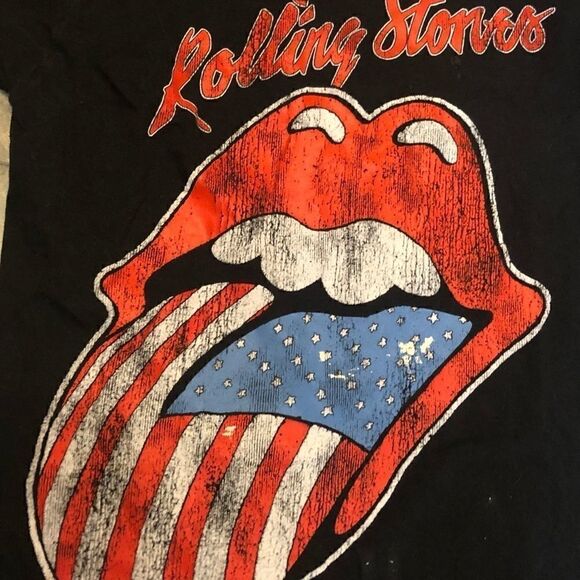THE ROLLING STONES LIPS GRAPHIC ROCK BAND TEE SMALL - Picture 2 of 3